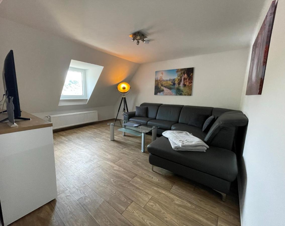 Gaestehaus Trulla Apartman Bremm Kültér fotó