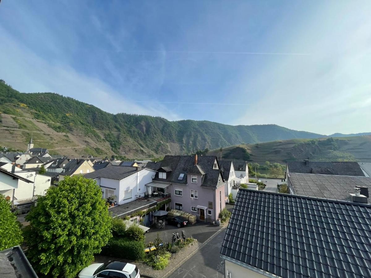 Gaestehaus Trulla Apartman Bremm Kültér fotó